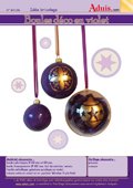 Boules d&#xE9;co en violet