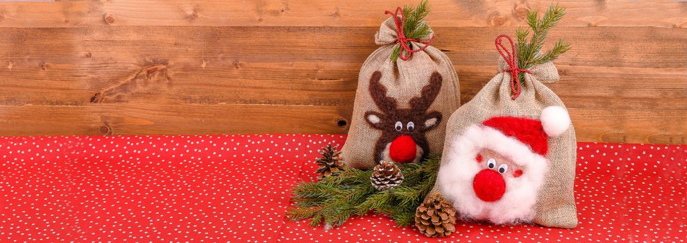 Jute zakjes vilten - Kerstman en Rudolf